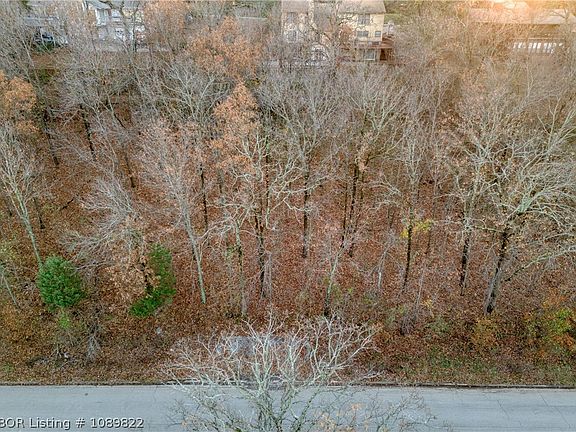 4th image of 2816 Glen Flora Way
