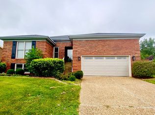 4206 Hurstbourne Woods Dr, Louisville, KY 40299