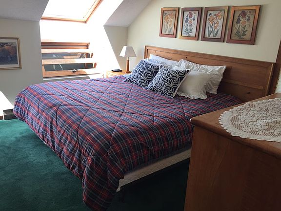 Master bedroom with sky lights