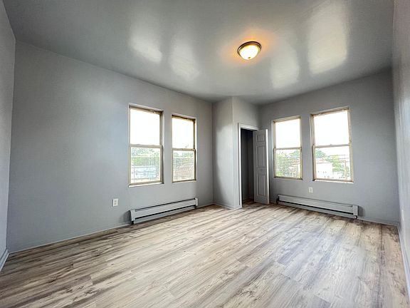 2nd image of 648 18th Ave #3A