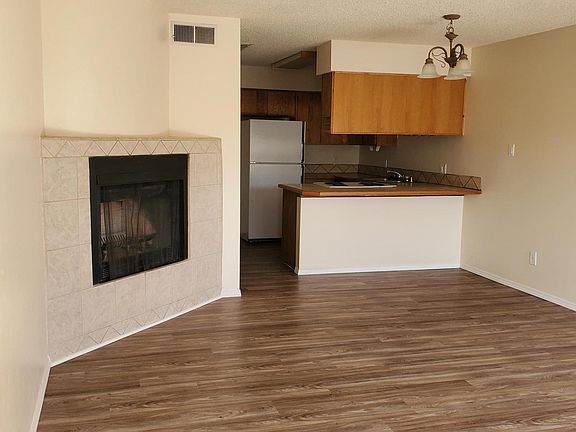 3rd image of 5325 Heritage Way NE APT B