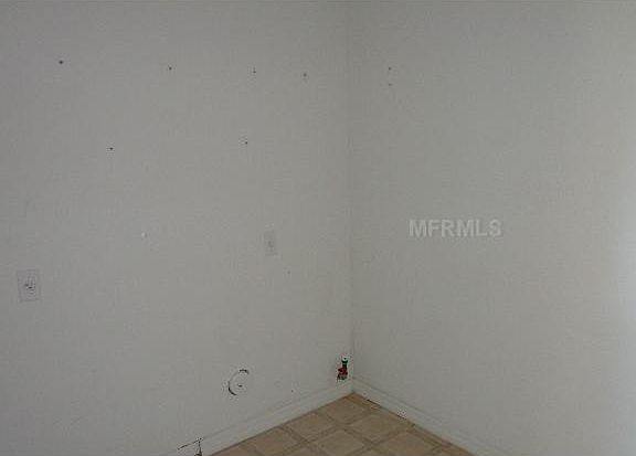 3rd image of 515 Garberia Dr