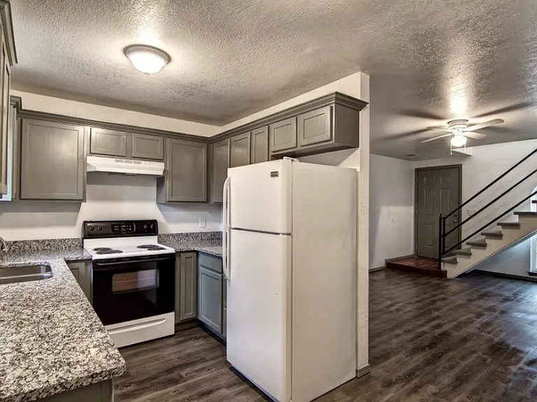 3618 N Tulsa Ave #4 — Photo 6