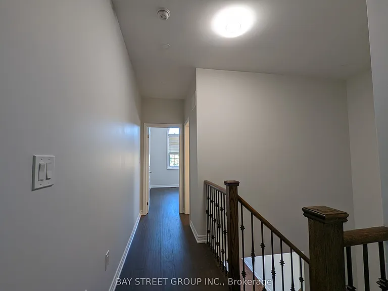 80 Brock Ave — Photo 11