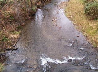 1062 Ellijay Rd, Franklin, NC 28734