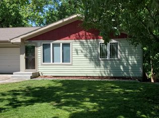 5855 Winnetka Ave N, New Hope, MN 55428