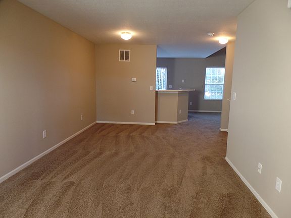 3rd image of 1058 Marsala Ave