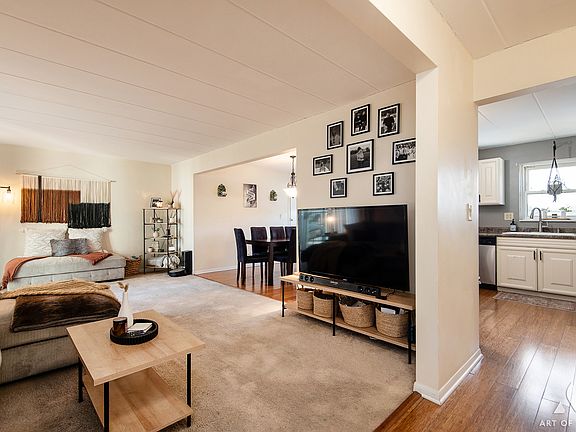 4th image of 6482 N Northwest Hwy APT 105