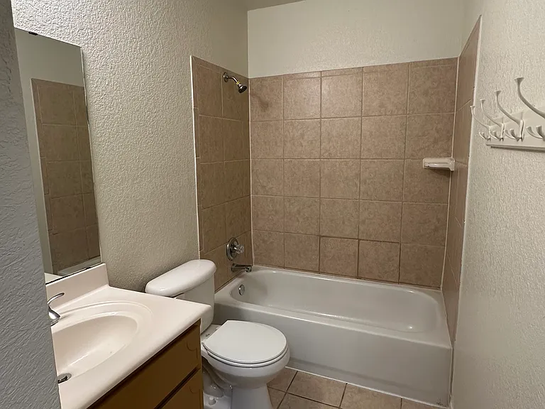 409 Justin Ln #A — Photo 14