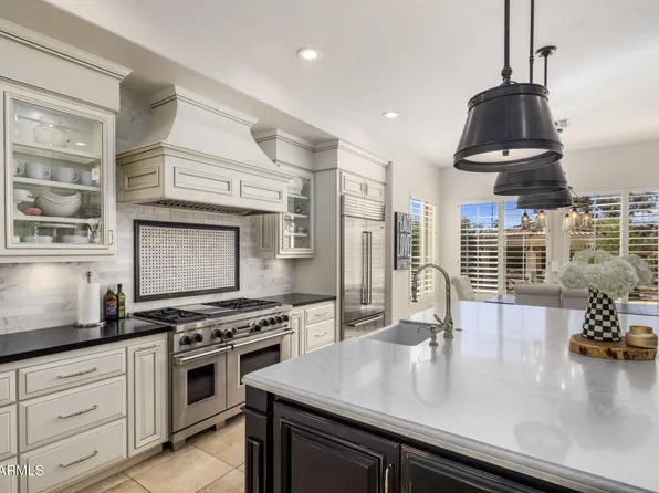 7040 N 1ST Avenue, Phoenix, AZ 85021