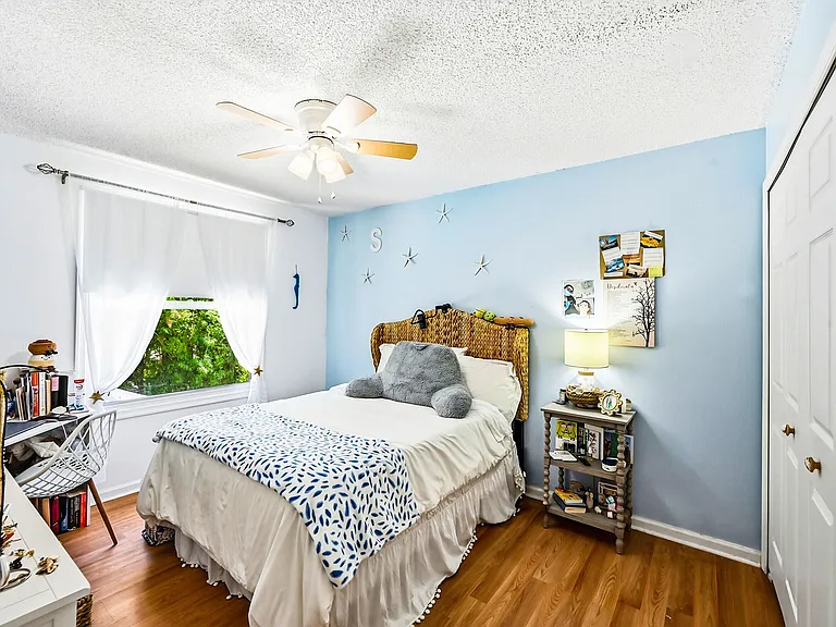 15073 Oak Chase Ct — Photo 34