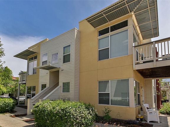 5th image of 2829 N Syracuse Ct #239