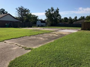 303 Mary Dr, Gulfport, MS 39503