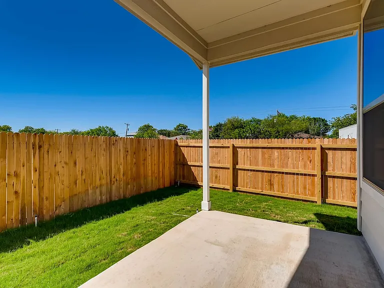 10306 Lynwood Br — Photo 22