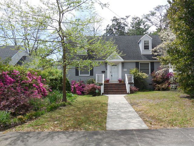 1st image of 210 Keaton Ave