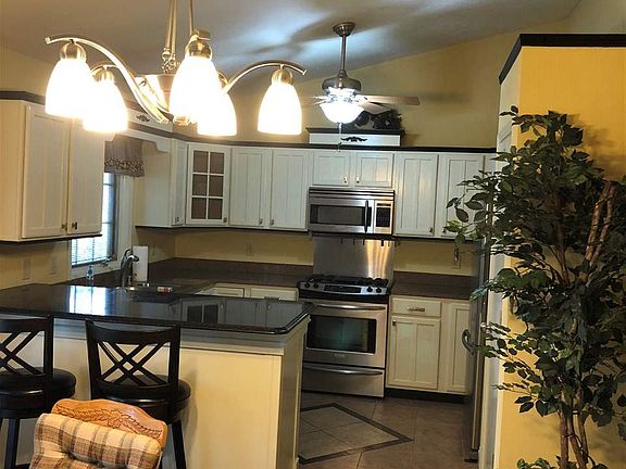 5th image of 55844 Rooster Ln