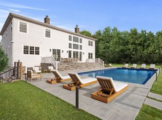 490 Montauk Hwy, Southampton, NY 11968