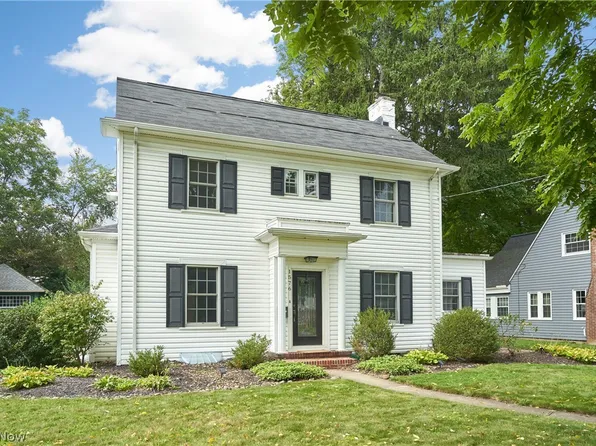 1576 W Exchange St, Akron, OH 44313