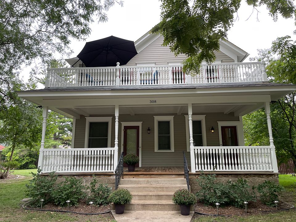 10 ft x 30 ft second floor porch (off the living room) looks out over historic town square park with gazebo.