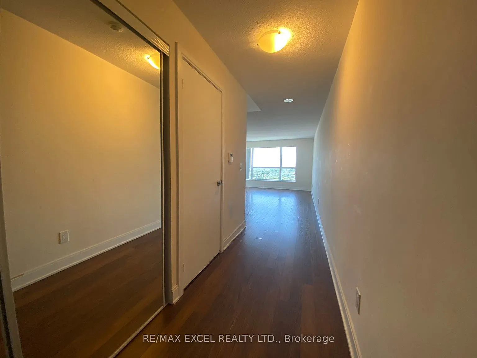 1 bed, $2,100 — Photo 3