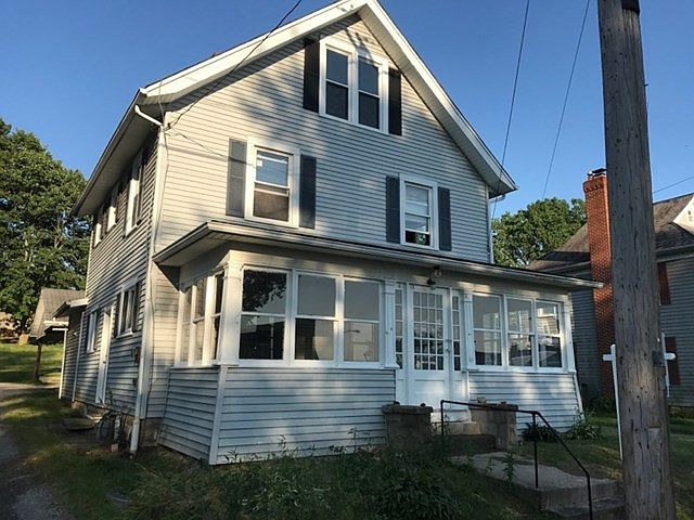 1st image of 61 Stoler St