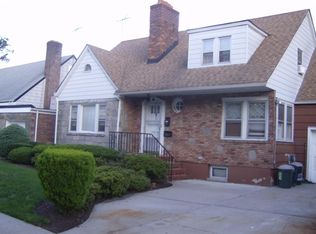 20942 34th Ave, Bayside, NY 11361