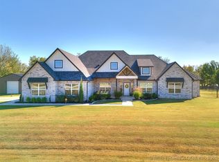 29384 E 105th St S, Coweta, OK 74429