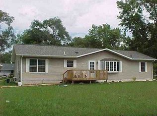 327 Bellefontaine Ave, Evansdale, IA 50707