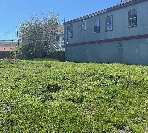 5th image of 3819 Avenue S