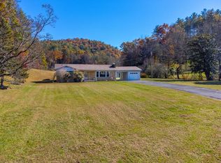 59 Poison Branch Rd, Robbinsville, NC 28771