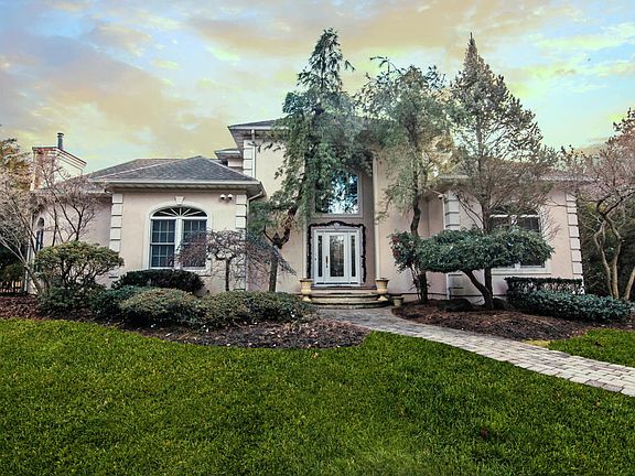 3rd image of 1343 Apple Blossom Ct