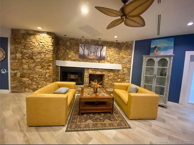 1378 Osprey Ct — Photo 16