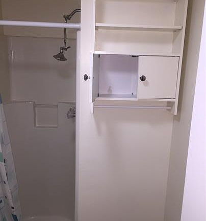 2nd image of 1274 Hodson Dr #3