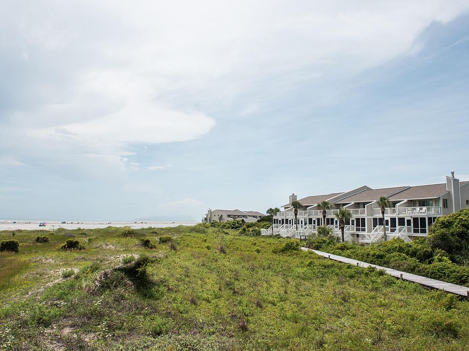 1st image of 66 Beach Club Villas Ct