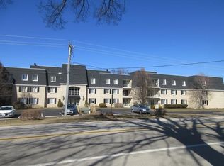 5548 Spring Brook Rd APT 102, Rockford, IL