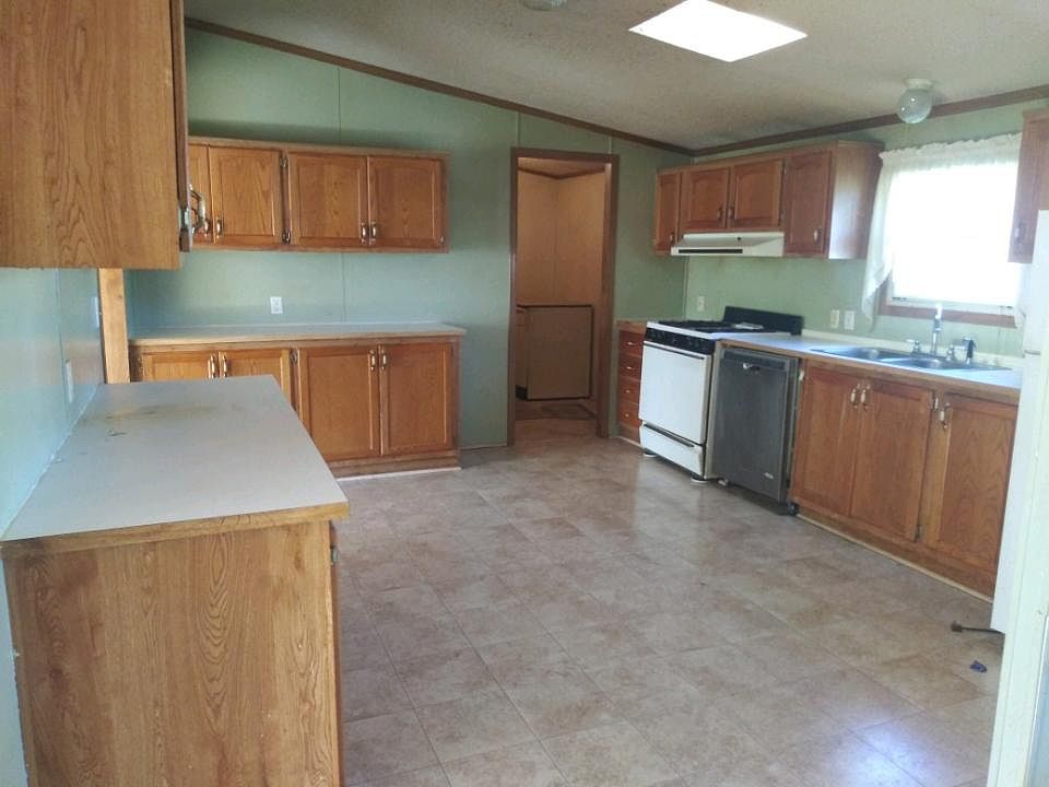 1st image of 541 Elmwood Ln