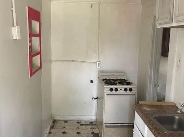 2022 Monterey St UNIT 1-5