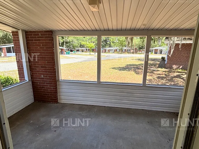 198 E Dove Ln — Photo 5