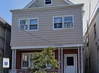 129 W 20th St #1, Bayonne, NJ 07002