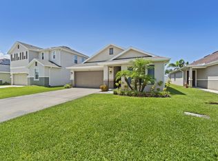 5435 NW Pine Trail Cir, Port Saint Lucie, FL 34983