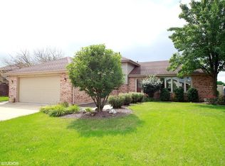 8719 Carriage Ln, Tinley Park, IL 60487