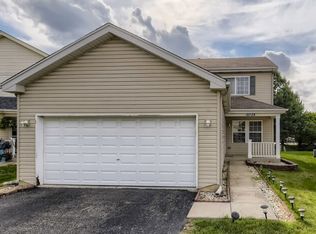 16728 S Parker Ridge Dr, Lockport, IL 60441