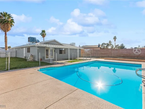 5155 Saratoga Dr, Las Vegas, NV 89120