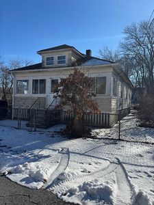 7 Duluth St, Fall River, MA, 02721