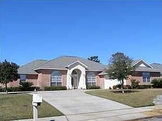 1st image of 1581 Woodlawn Way