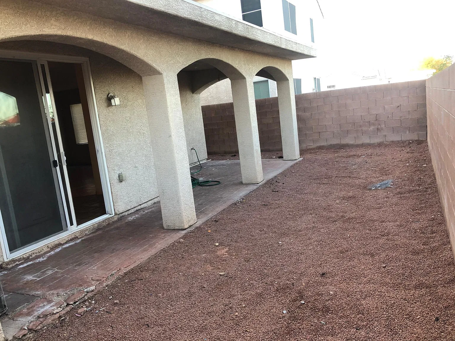 3 bed, 1900 sqft, $2,195 — Photo 3