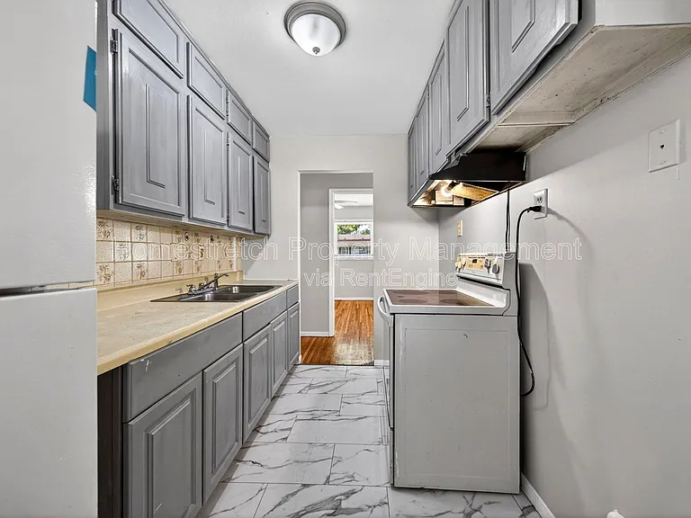 329 Midlothian Rd — Photo 14