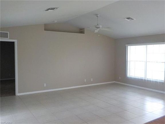 5th image of 4141 NE 21st Pl