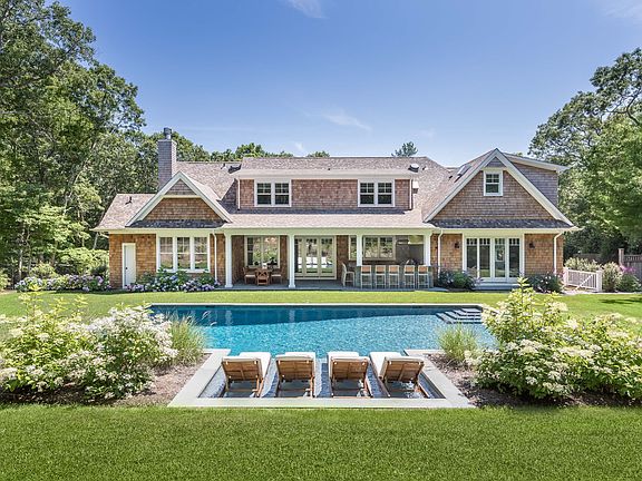 2nd image of 19 N Woods Ln