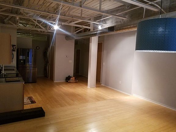 3rd image of 309 Church St APT 401